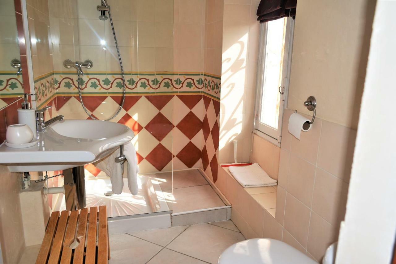 Petite Roche Gites Centre-Ville La Rochelle La Rochelle  Eksteriør billede